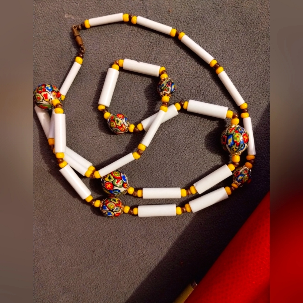 Vintage Art Deco Venetian Wedding Cake Bead Glass Necklace White red & Blue